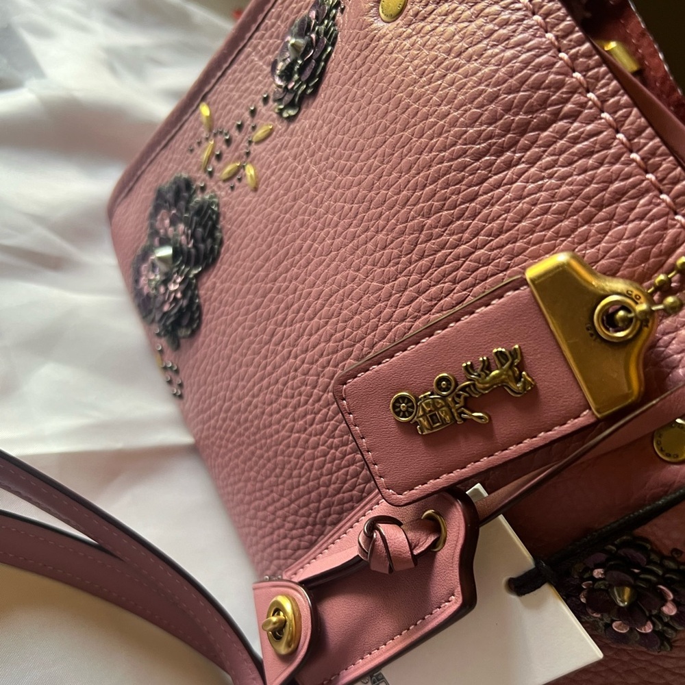 🌸Coach Sequin Primson Tea Rose Rogue 25 Set-HTF AND RARE - Picture 4 of 16
